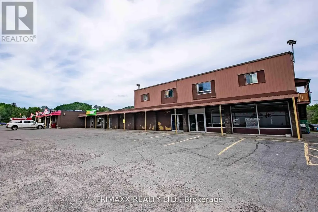 9 - 6 Regional Road, Greater Sudbury (Onaping Falls)